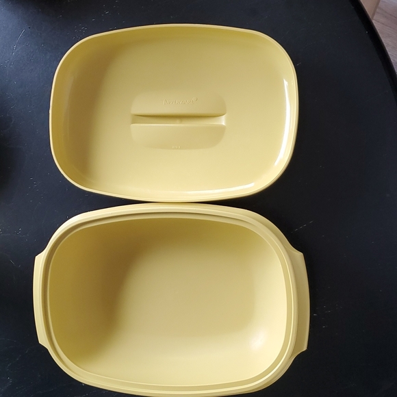 Tupperware - Picture 5 of 6